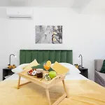 Skyline Two-bedroom With Balcony