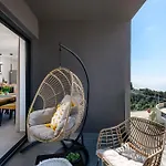 公寓 Skyline Two-bedroom With Balcony 察夫塔特