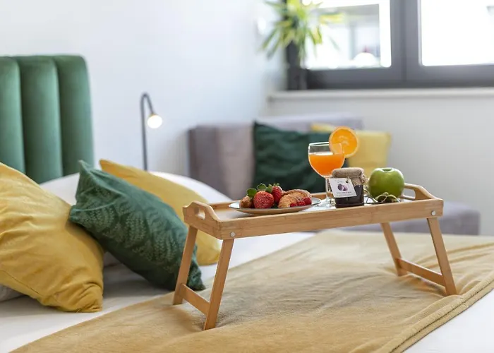 Skyline Two-bedroom With Balcony *