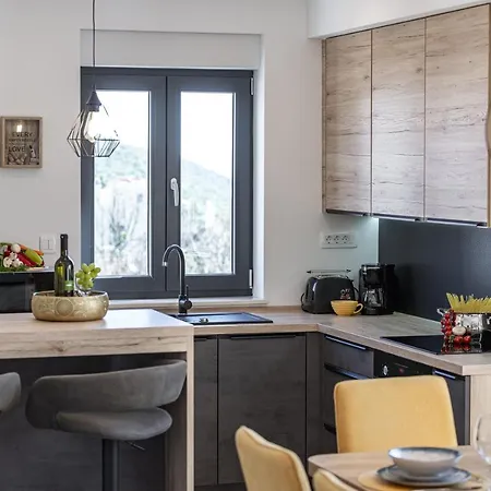 Skyline * קאבטאט