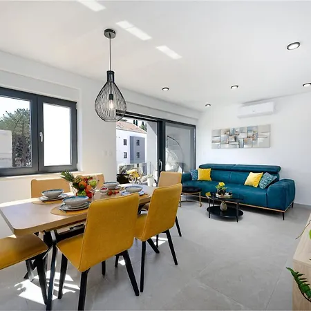 Skyline דירה קאבטאט