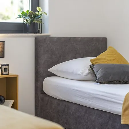 Skyline Two Bedroom With A Balcony Appartamento