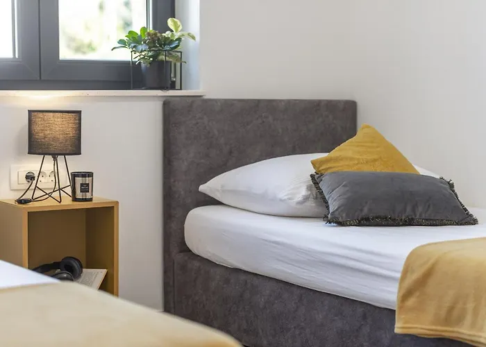 Skyline Two-bedroom With Balcony Apartamento