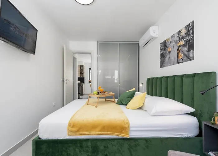 Apartamento Skyline Two-bedroom With Balcony Cavtat